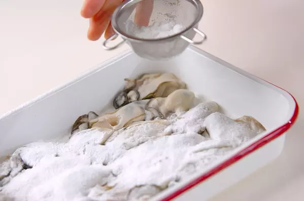 簡単おいしい!旨味たっぷりカキポンバターの作り方1