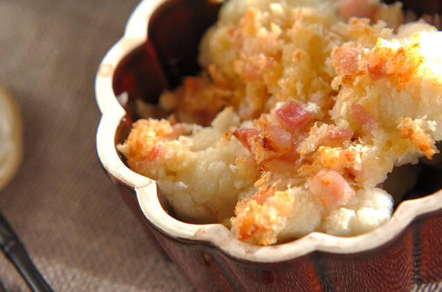 カリフラワーのサクサクパン粉焼き