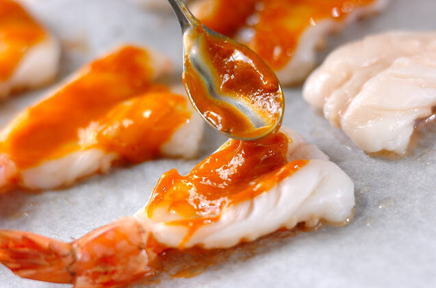 エビのウニ焼きの作り方の手順2