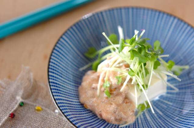 豆腐の納豆マヨのせ