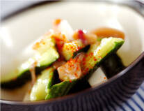 たたきキュウリの塩から和え