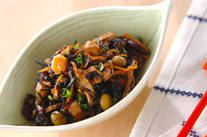 芽ヒジキと豆の煮物