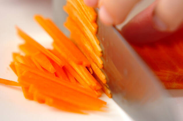 ニンジンのチーズ風味サラダの作り方の手順1