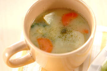 小カブの白みそ汁