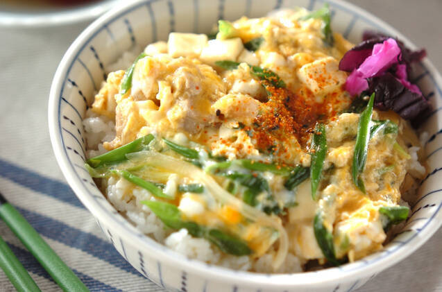 簡単ふわとろ！親子丼 豆腐でボリュームアップ 味の黄金比を伝授