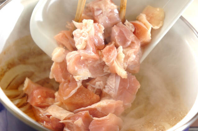 簡単ふわとろ！親子丼 豆腐でボリュームアップ 味の黄金比を伝授の作り方の手順6