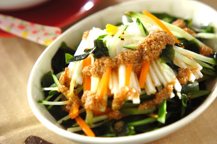 長芋のせん切りサラダ