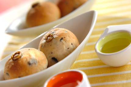 もちもちオリーブパン