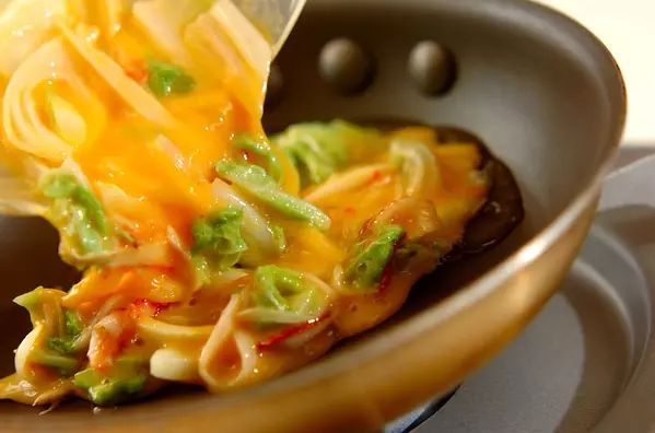 【チキンラーメンアレンジ】チキンラーメンで天津麺の作り方4