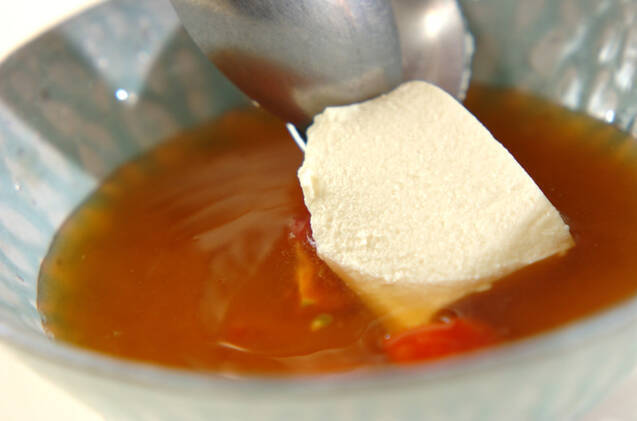 大葉とトマトの爽やか冷汁の作り方の手順4