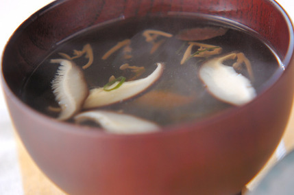 ジュンサイのお吸い物