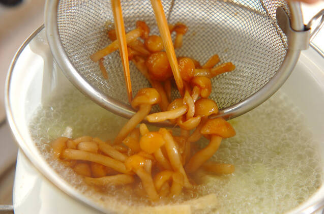 ナスの合わせみそ汁の作り方の手順5