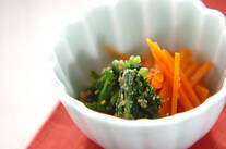 ニンジンとホウレン草のナムル