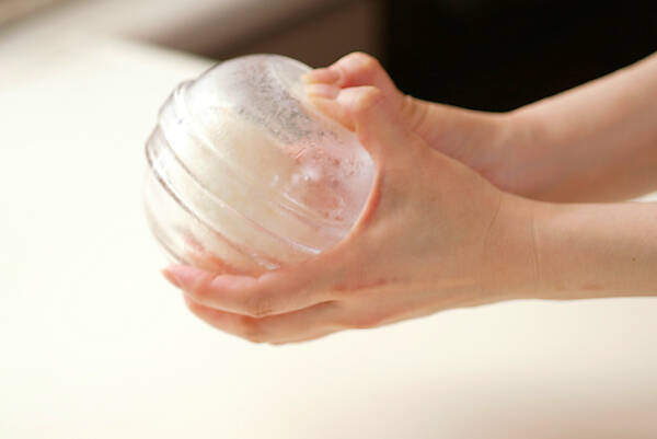 塩・おにぎりの作り方の手順1