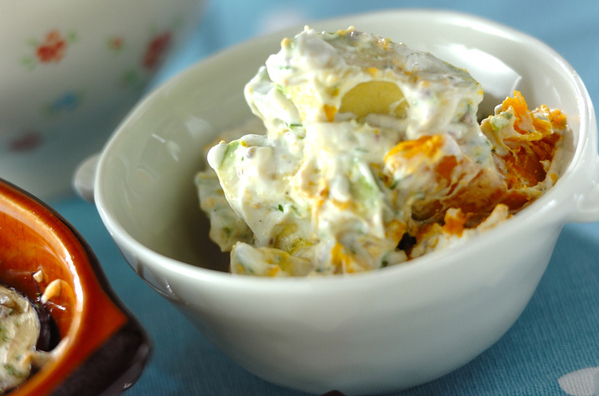 9. カボチャとアボカドのヨーグルトサラダ