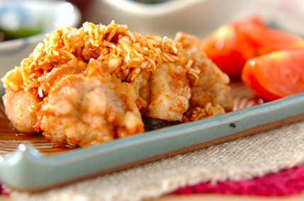 揚げ鶏のたっぷりネギダレがけ（油淋鶏風）