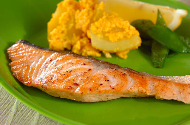 サーモンのムニエル