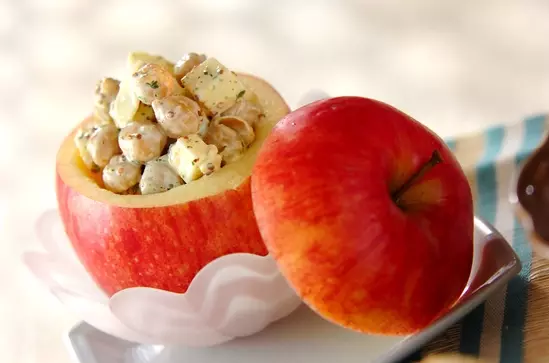 リンゴのカップサラダ 副菜 レシピ 作り方 E レシピ 料理のプロが作る簡単レシピ