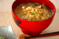 キャベツと天かすのみそ汁