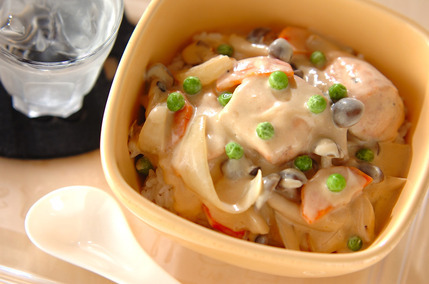 鮭とキノコの和風クリーム丼