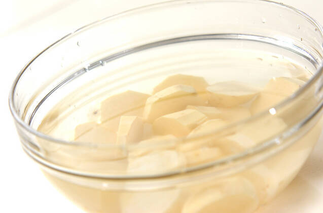 サツマイモの豆乳ポタージュの作り方の手順1