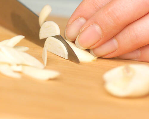 ペペロンチーノの作り方の手順1