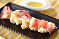 カリフラワーとベーコンの塩蒸し