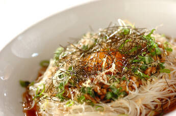 ネバネバ!さっぱりオクラ納豆のぶっかけ素麺