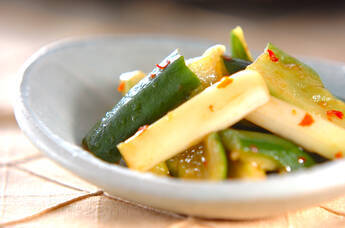 キュウリの辛味漬け