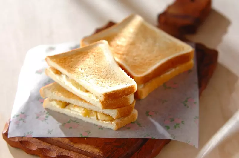 バナナのデザートサンド レシピ 作り方 E レシピ 料理のプロが作る簡単レシピ