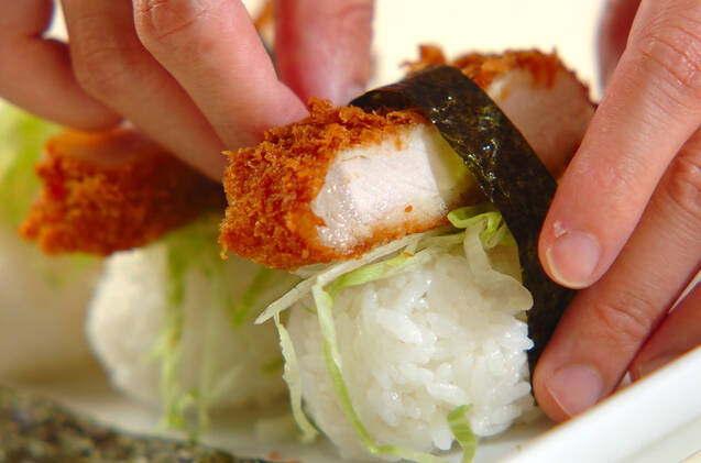 トンカツにぎりの作り方の手順4