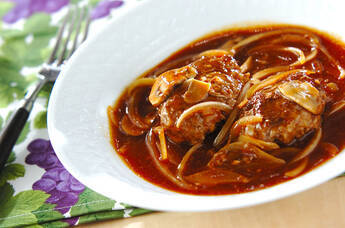 失敗しない!簡単おいしい 煮込みハンバーグ by 近藤瞳さん