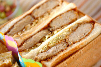 コロッケサンド