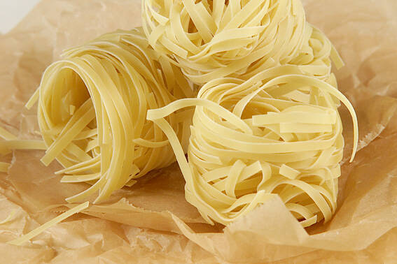 春のカルボナーラの作り方の手順3