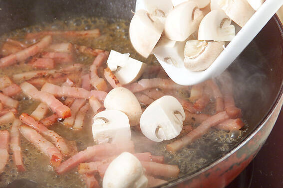 春のカルボナーラの作り方の手順2