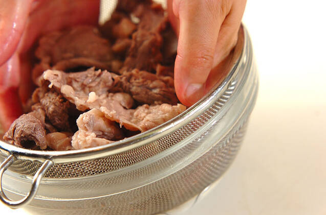 トロトロ！こってり牛すじの味噌煮込み by 杉本 亜希子さんの作り方の手順1