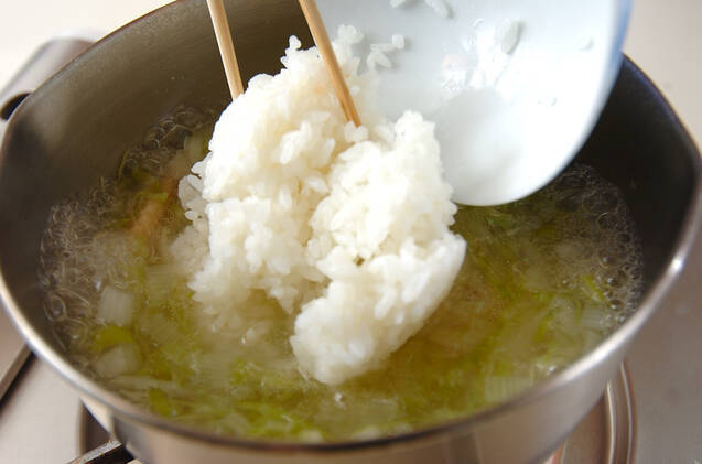 骨付き鶏肉のおじやの作り方の手順3