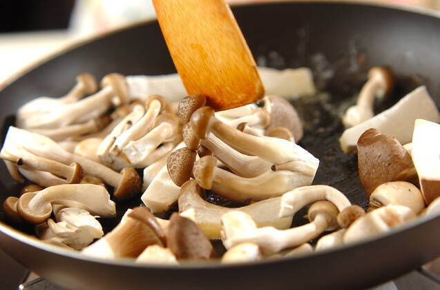 キノコのソテーサラダの作り方の手順5