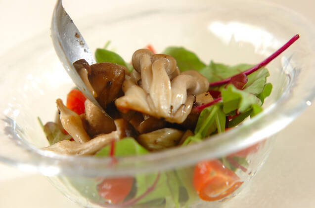 キノコのソテーサラダの作り方の手順7