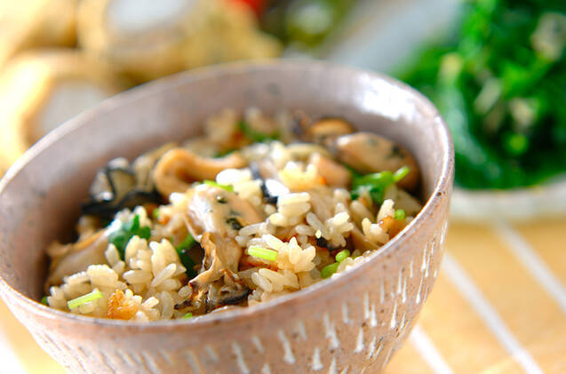 味がしみてる！カキご飯