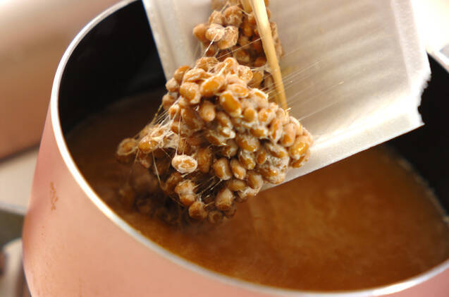納豆と豆腐のみそ汁の作り方の手順3