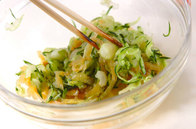 クラゲのカラシ酢和えの作り方の手順4