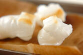 焼き餅のキムチマヨ和えの作り方1