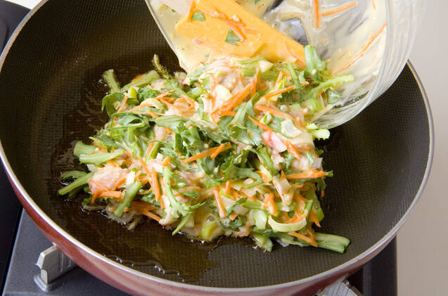 豚肉のぺったんこおやきの作り方の手順3