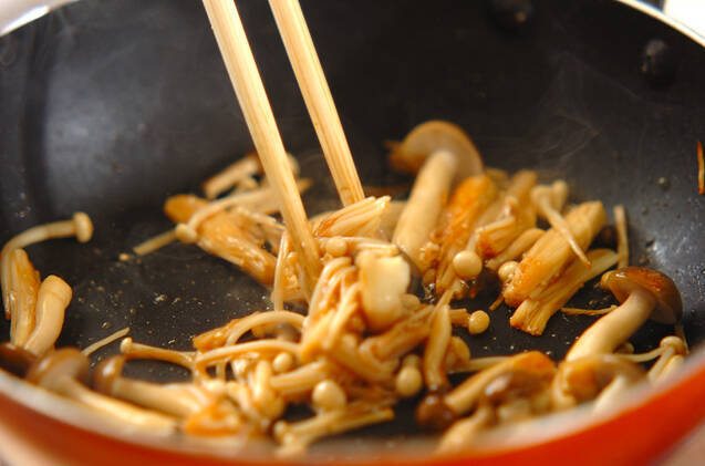 キノコのせ卵の作り方の手順2