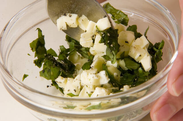 プチトマトファルシの作り方の手順1