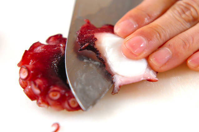 タコのガーリックソテーの作り方の手順1