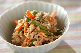 サヤインゲンのクルミ和え