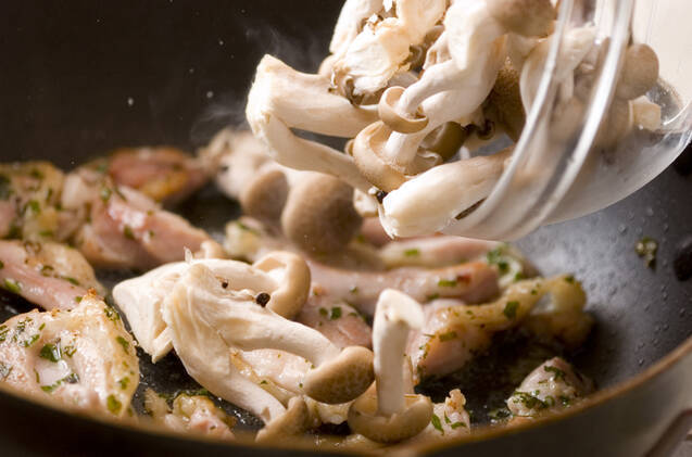 鶏肉のバジル炒めの作り方の手順3