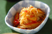 切干し大根とさつま揚げの煮物